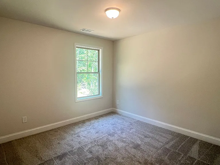 176 Country World Dr — Photo 10