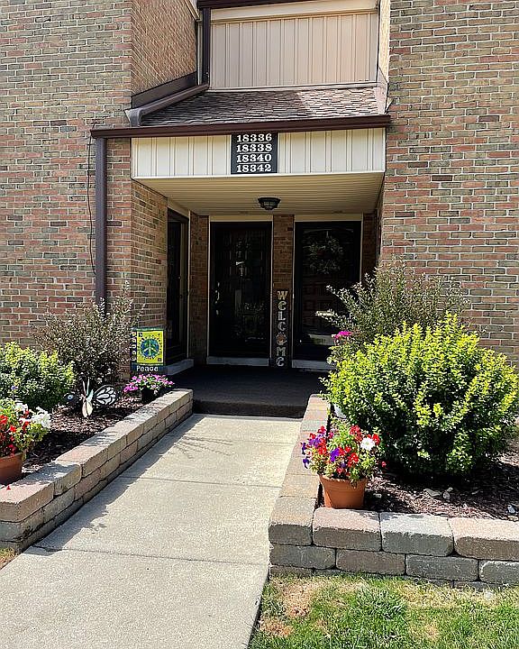 Condo For Sale: $219,000 