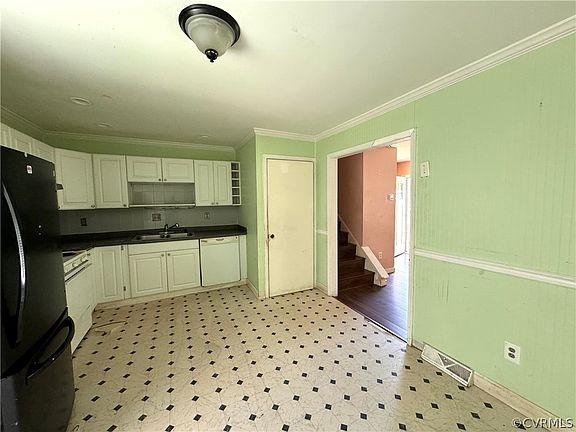 5th image of 5907 Slumber Ln
