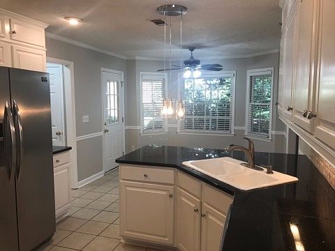 3rd image of 744 Jamie Way NE