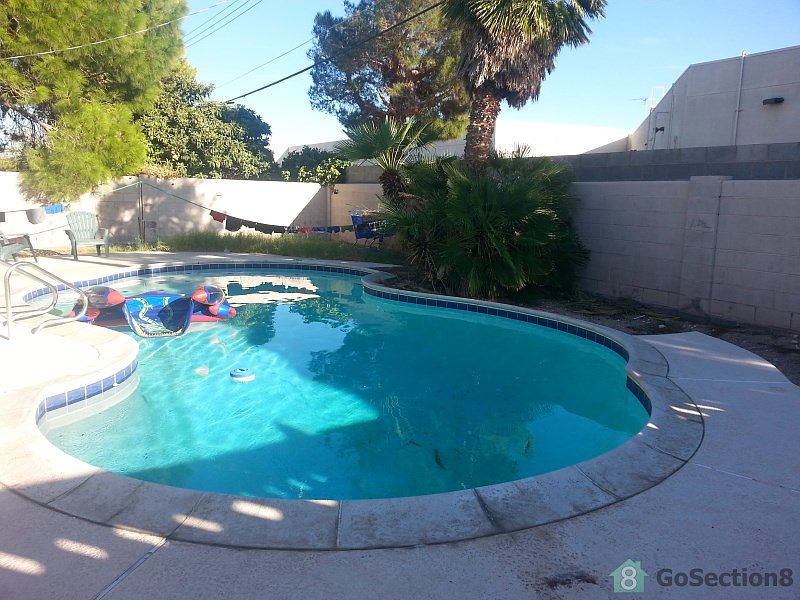 2nd image of 5005 Churchill Ave