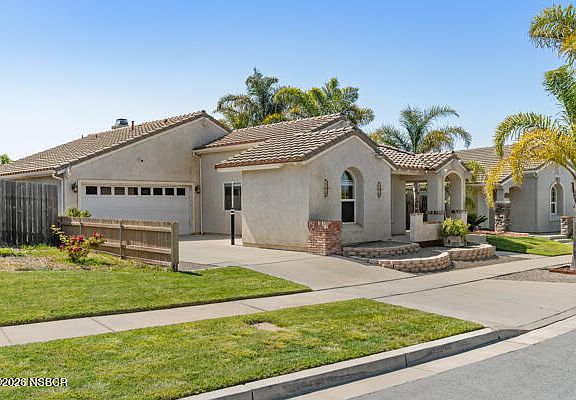 3rd image of 1943 S Corbina Dr