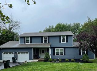 918 Monmouth Rd, Cream Ridge, NJ 08514