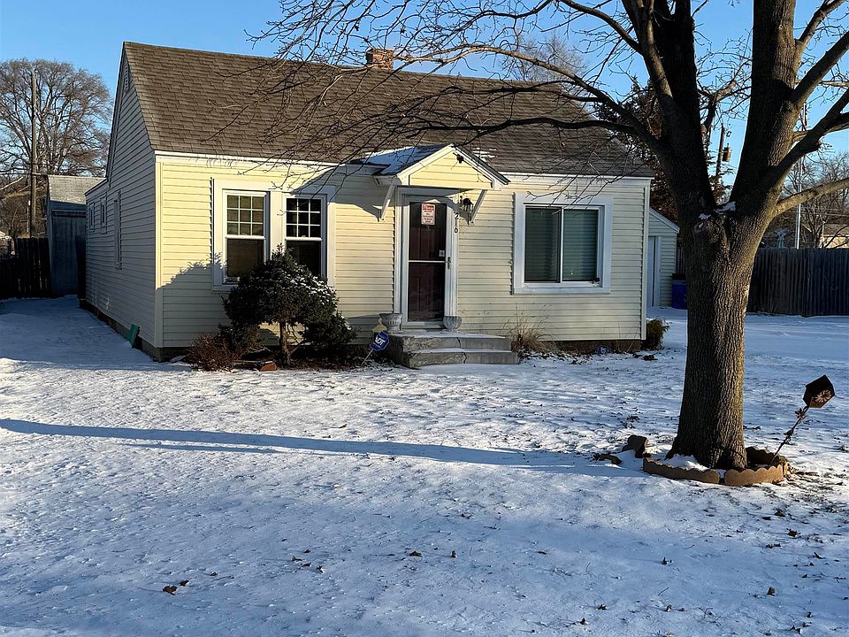 1st image of 216 Superior Ave