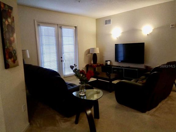 3rd image of 3001 Laurel Run Ln Unit 103