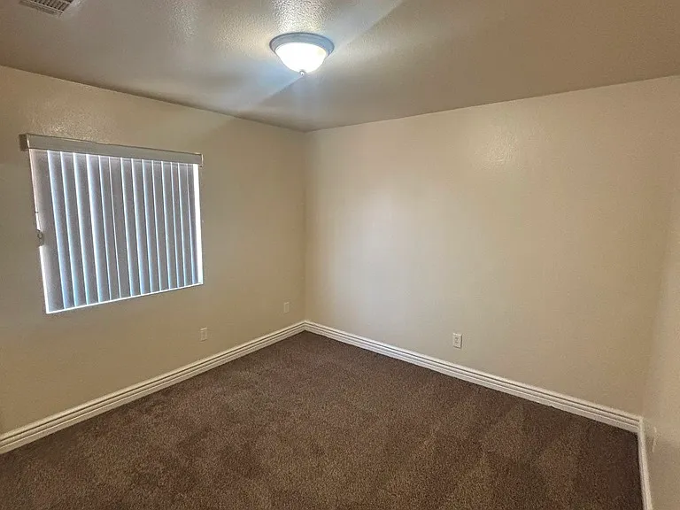 4610 Wall St — Photo 13