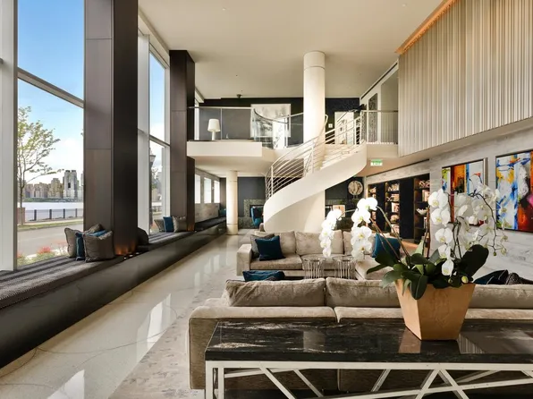 1000 Avenue At Port Imperial image 16 of 25