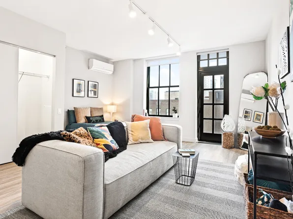 331 S Wells St, Chicago, IL