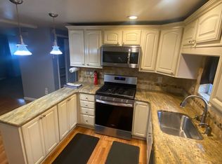 233 S State Rd FLOOR 2, Upper Darby, PA 19082