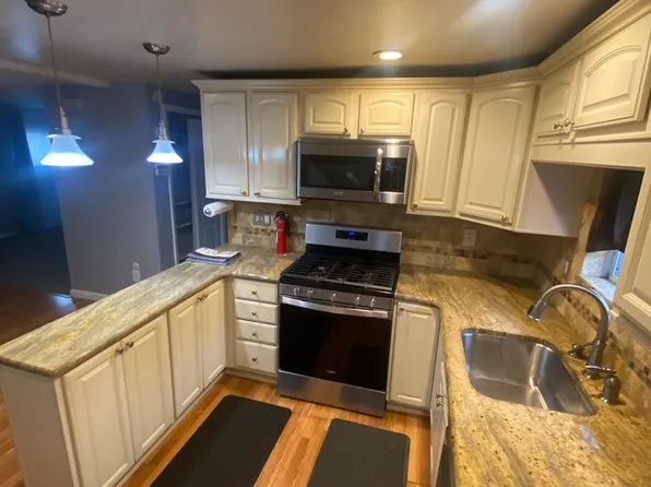 233 S State Rd Floor 2, Upper Darby, PA 19082