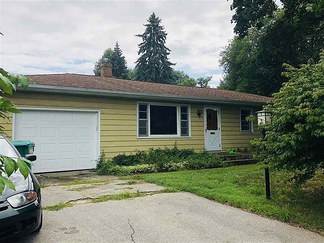 2nd image of 17424 Ponsha St
