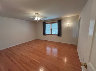 330 Roses Mill Rd, Milford, CT 06460