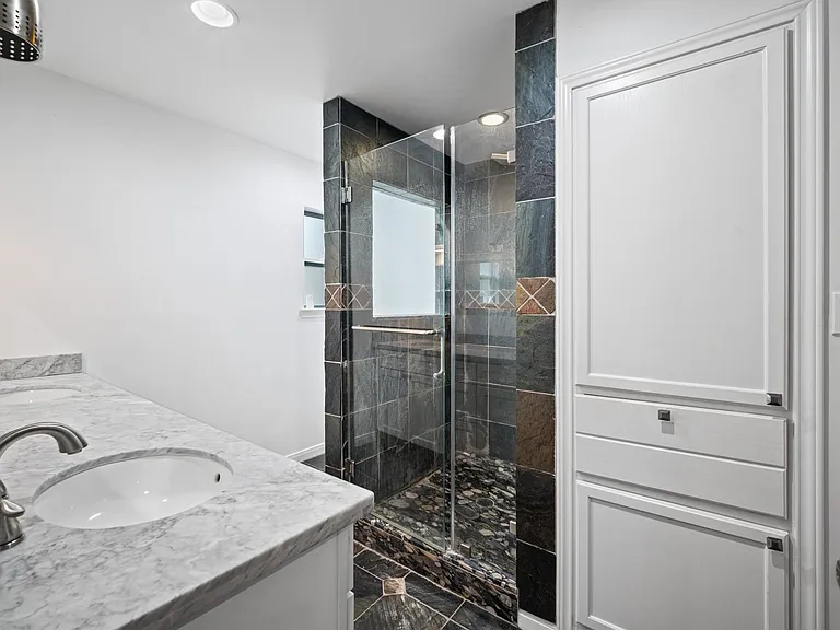 1526 Adkins Rd — Photo 21