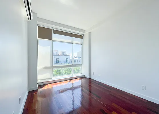 Rented by Kahen Properties | media 23