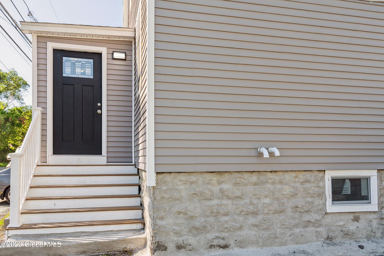 1st image of 123 Exchange Street