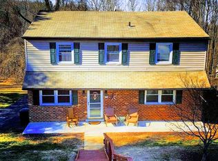 1515 Caroline Dr, Aston, PA 19014