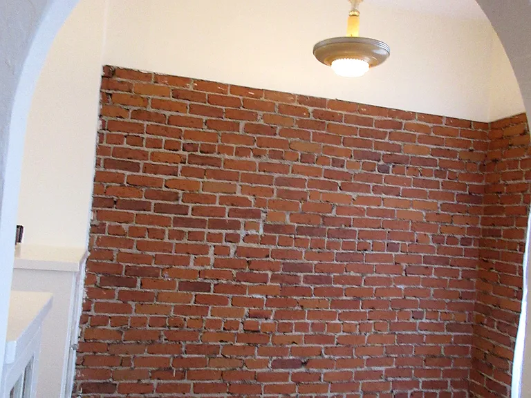 654 S Detroit St #401 — Photo 4