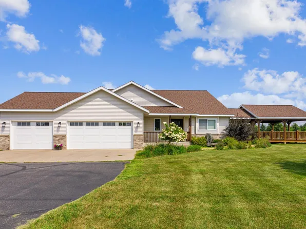 2020 47th St SE, Saint Cloud, MN 56304