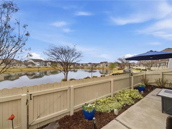 1955 Canning Pl, Chesapeake, VA 23322