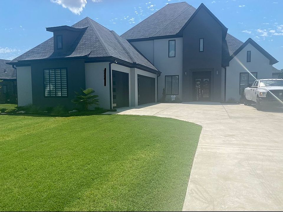 2nd image of 6848 Hilo Ave