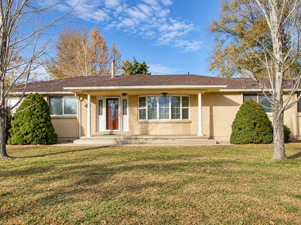 2455 S Bluff Rd, Syracuse, UT 84075