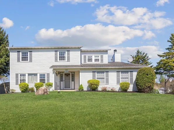 200 Duchess Ln, Syracuse, NY 13219