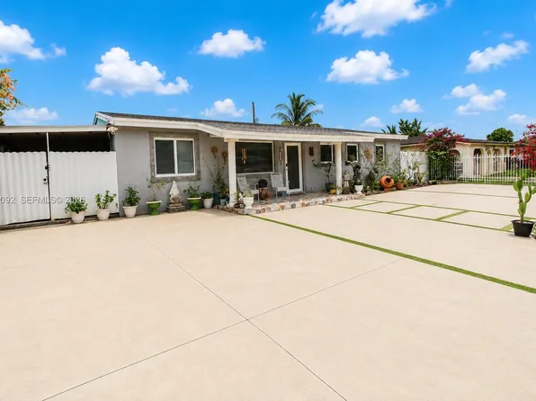 2961 NW 173rd Ter, Miami Gardens, FL 33056
