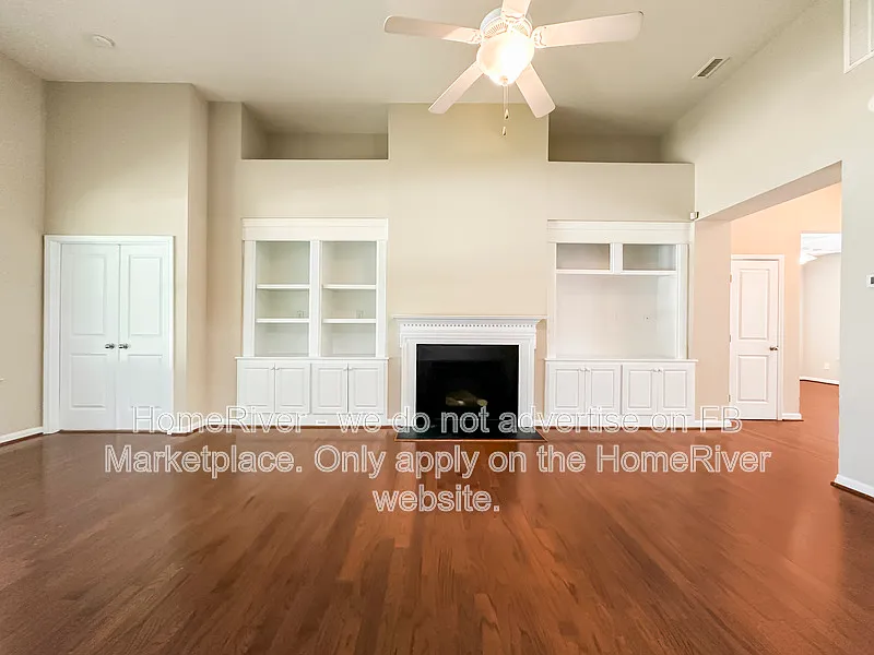 12 Oxmoor Dr