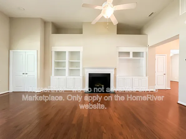 12 Oxmoor Dr, Durham, NC 27703