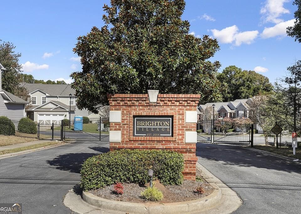 1st image of 1875 Southhampton Ln