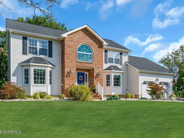 15 Michelle Lane, Bayville, NJ 08721