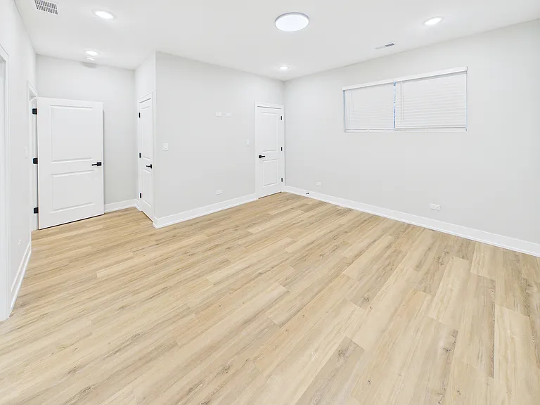 6220 S King Dr #2 — Photo 32