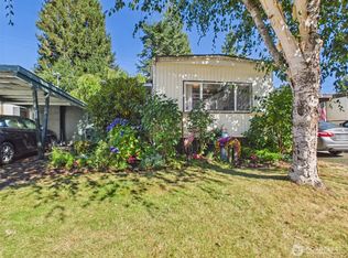 3244 66th Ave SW TRAILER 55, Olympia, WA 98512