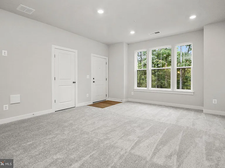 20847 Owenmore Ter — Photo 3