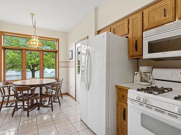 5th image of 18513 Pine Lake Dr APT 1