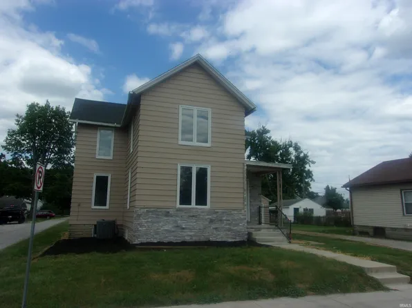 527 South St, New Haven, IN 46774