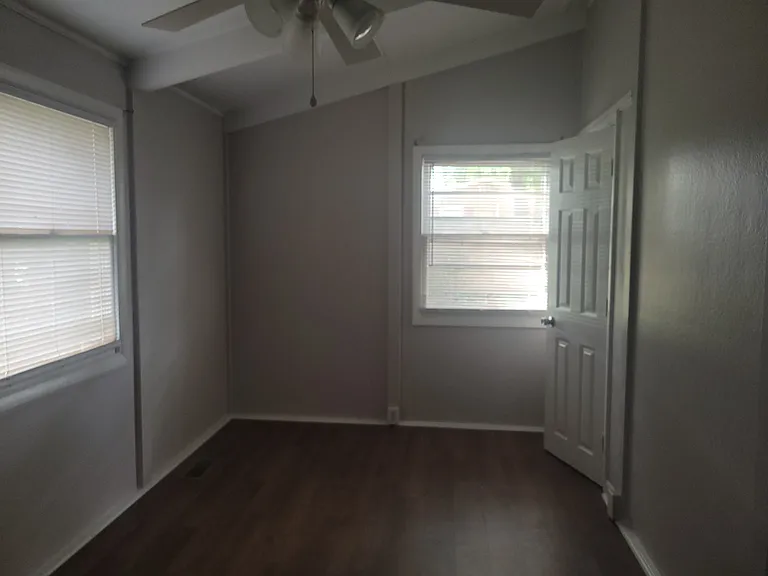 2161 Bingham Dr — Photo 8
