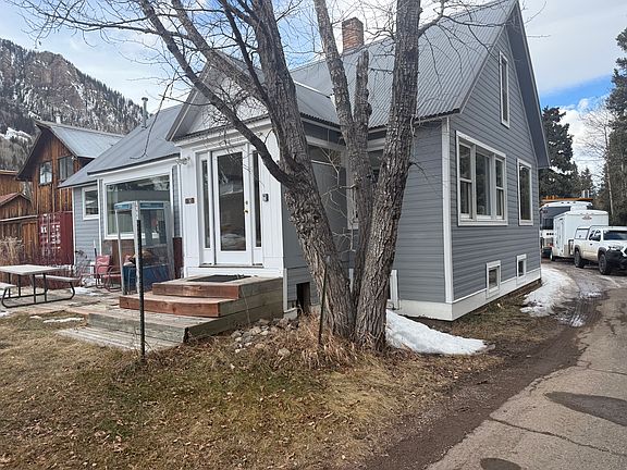 3rd image of 13 E San Bernardo Dr