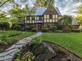 78 Larchmont Rd, Melrose, MA 02176