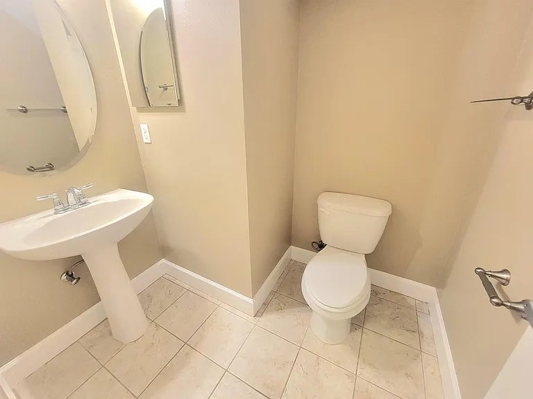 2482 Goldenrod Way #- — Photo 37