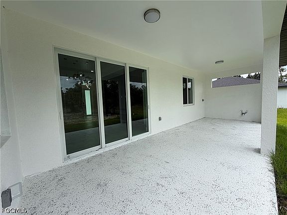 4th image of 1013 Lincoln Ave