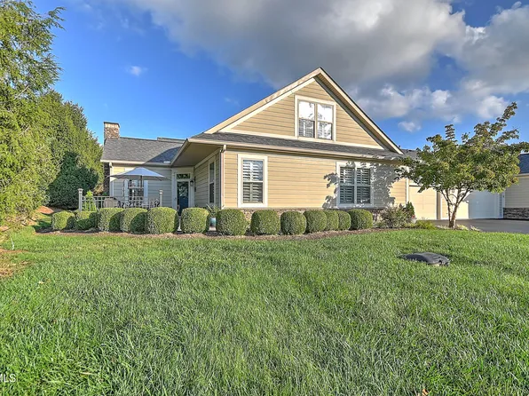 1271 Hatterdale Farm Rd, Blountville, TN 37617
