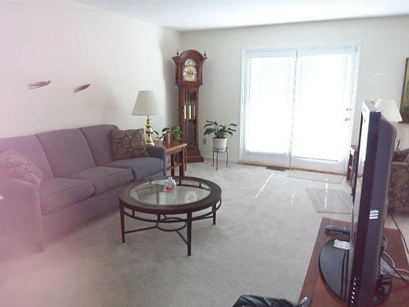 5th image of 8786 Carrousel Park Cir Unit 130