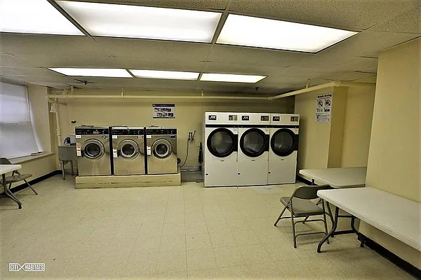 Rented by Corcoran | media 23