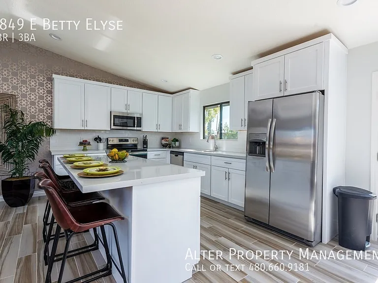 5849 E Betty Elyse Ln — Photo 14