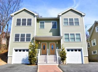 46 Cherry St #A, Swampscott, MA 01907