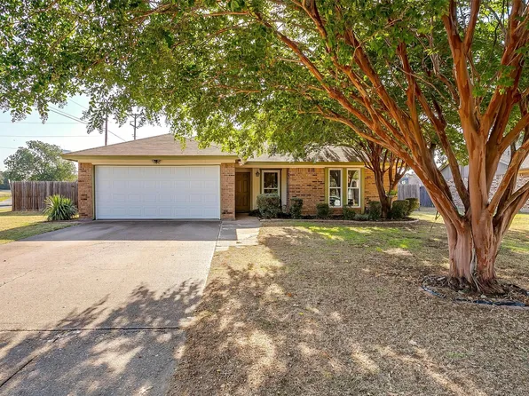 500 Alta Vista St, Joshua, TX 76058