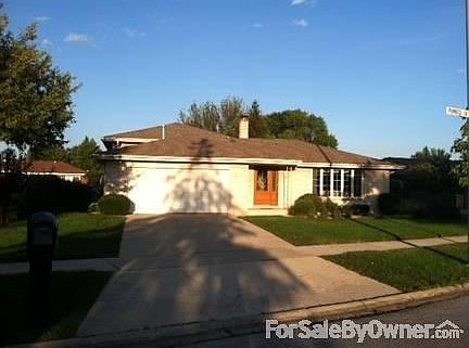 1st image of 15313 Primrose Ln