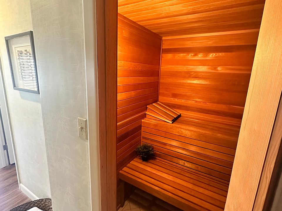 1309 Houston St, West, TX 78022 Zillow