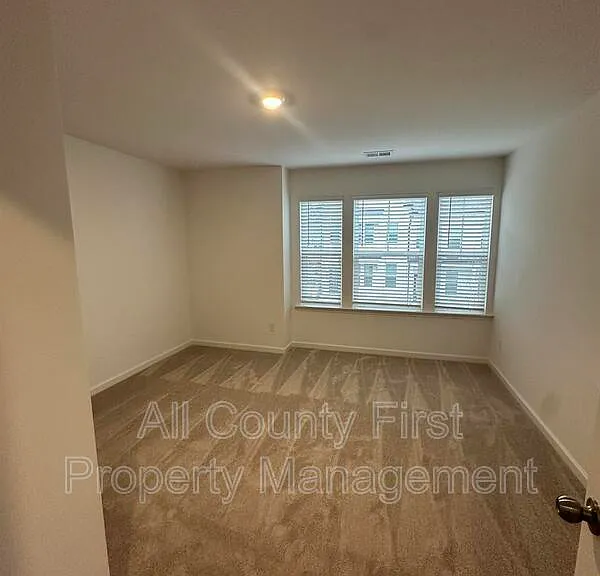 2555 Adventure Way — Photo 14